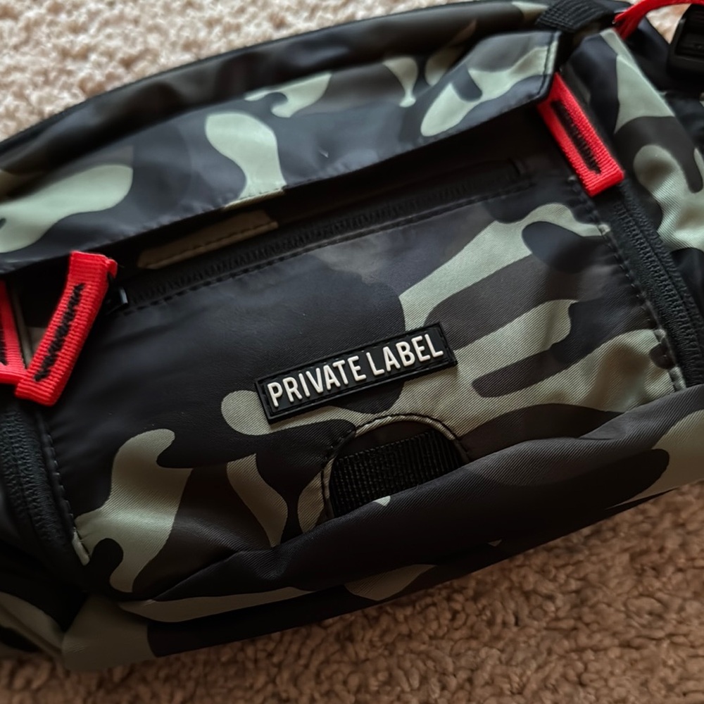 Private Label Green and Black Belt Bag Camouflage Design